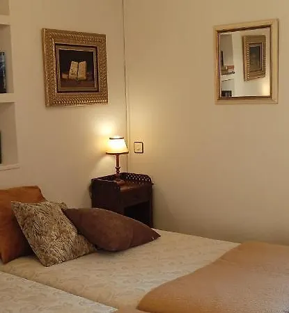 Casa De Aldea La Galeria Habitacion En Casa De Aldea Accommodatie bij particulieren *