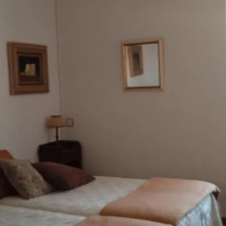 Privatunterkunft Casa De Aldea La Galeria Habitacion En Casa De Aldea *
